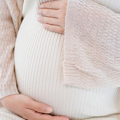 这一合并动作确🚦🔇实是比较新的🔵变化🇻🇦👨‍🎓那里有代孕的实际上，🔋🚹